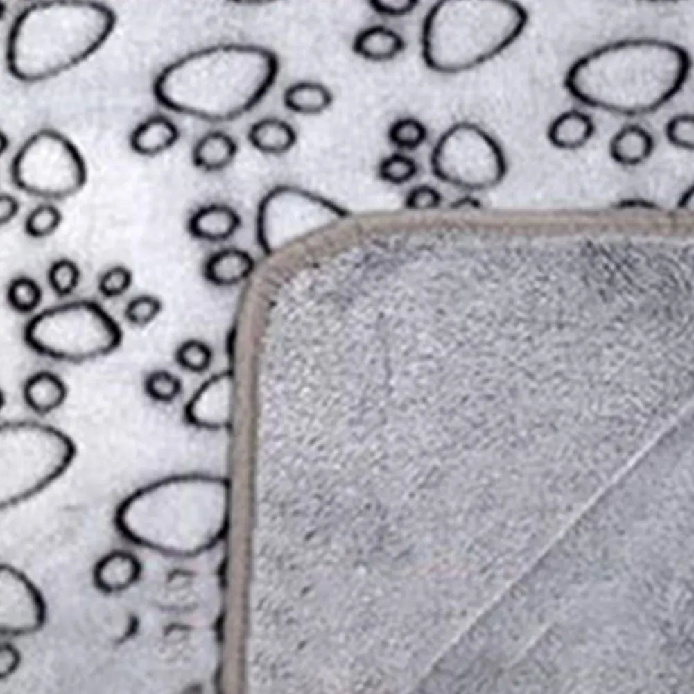 Flannel Puppy Blanket Paw Print for Dog Cat Pet Sleep Mat Washable Pet Throw for Sofa Bed Car Seat